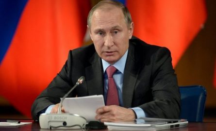 Путин заявил, что необходимо «вытащить людей из трущоб»