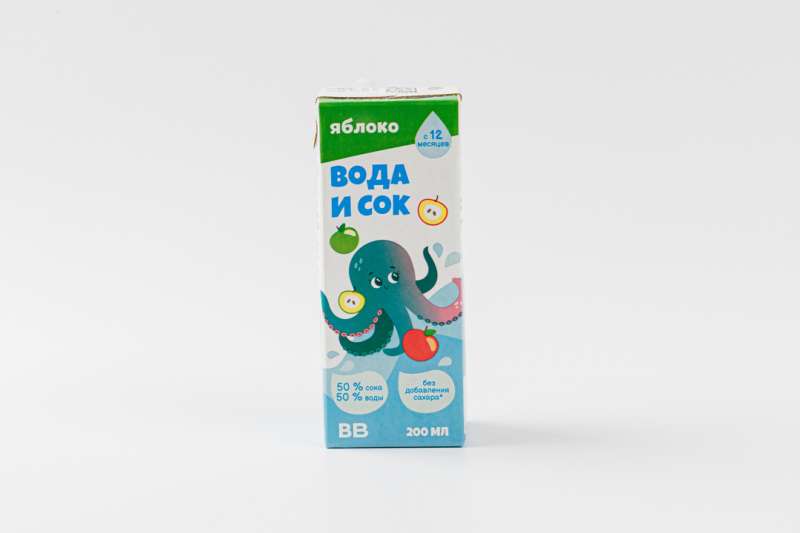 Напиток сокосодержащий "Вода и сок" яблоко, 200 мл